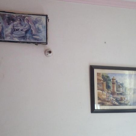 Ishan Paying Guest House Varanasi Exterior foto